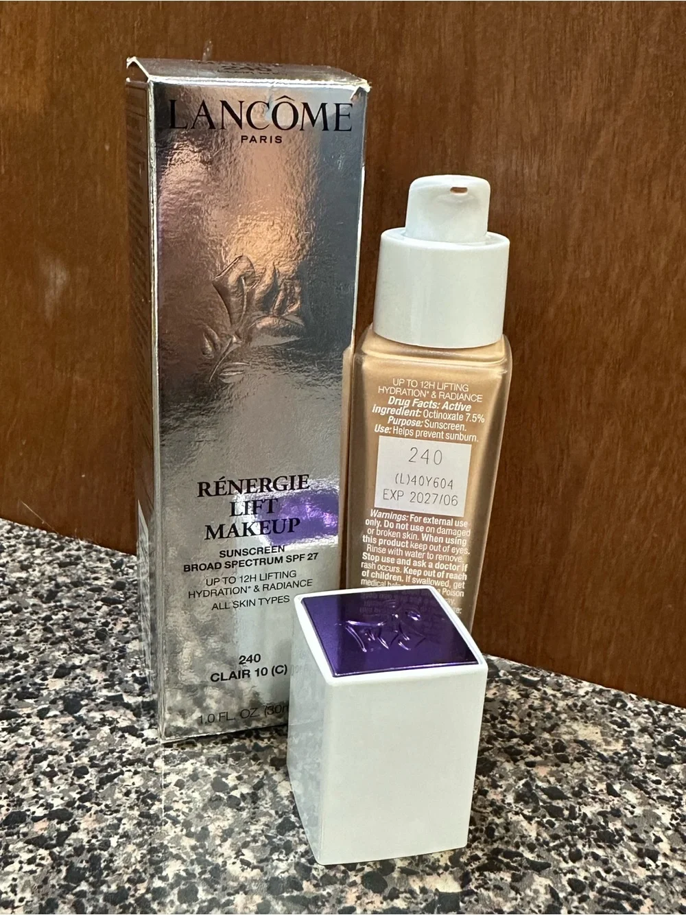 Lancôme Rénergie Lift Makeup Foundation 240 Clair